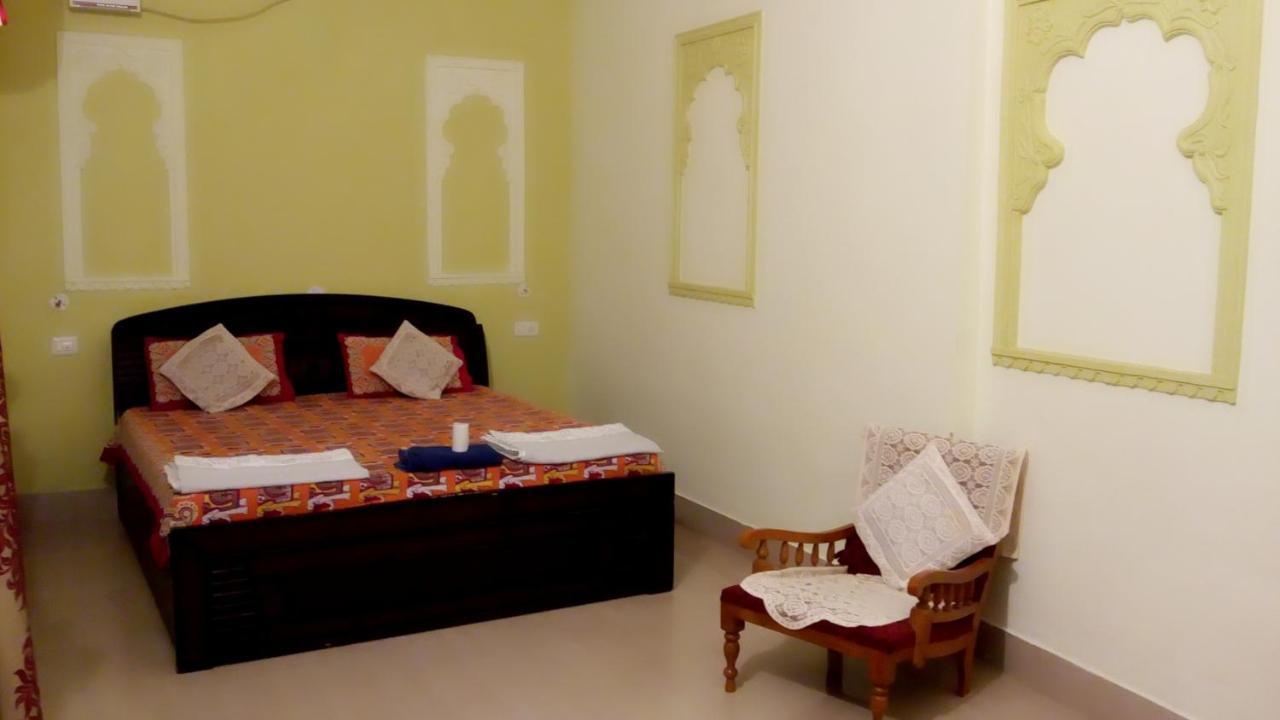 Shivam Tourist Guest House Būndi Eksteriør billede