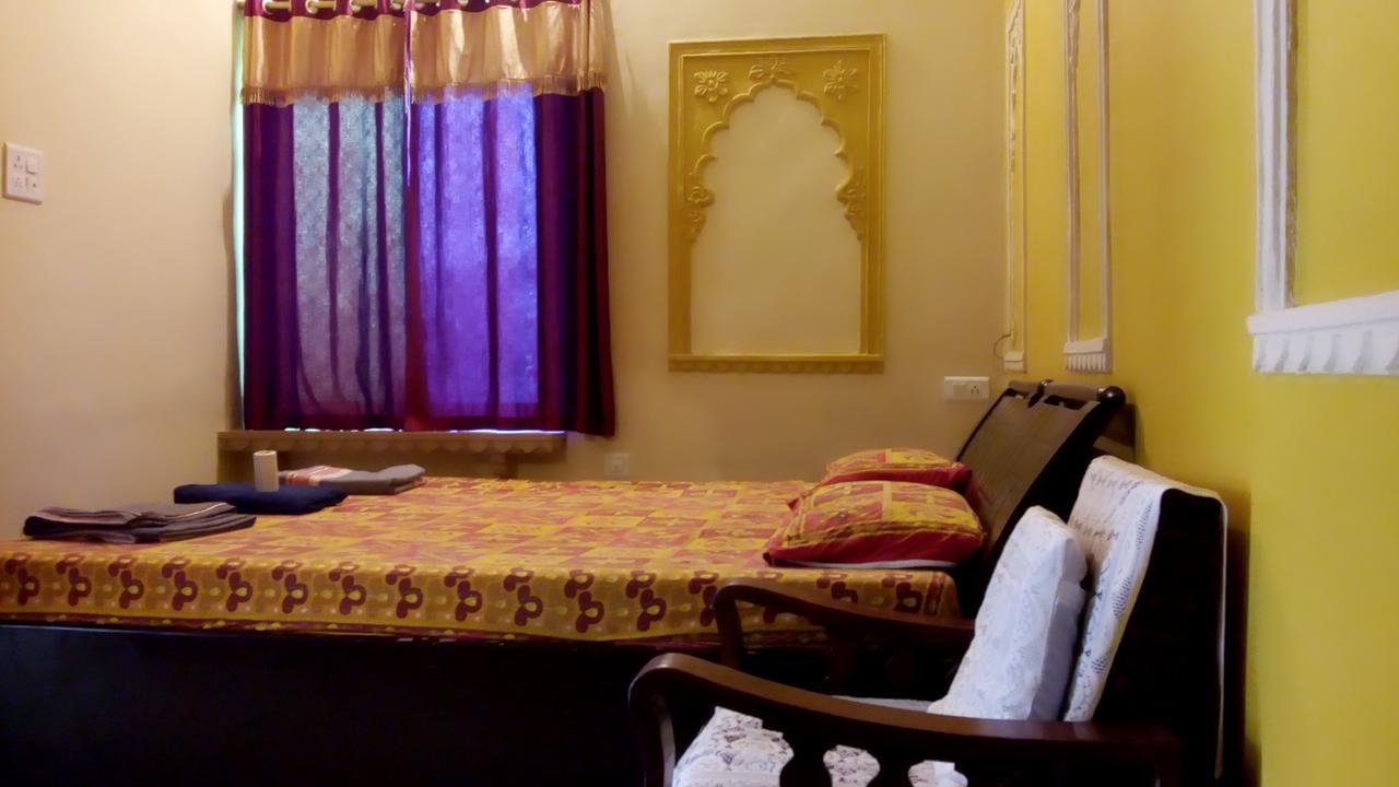 Shivam Tourist Guest House Būndi Eksteriør billede