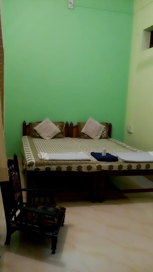 Shivam Tourist Guest House Būndi Eksteriør billede